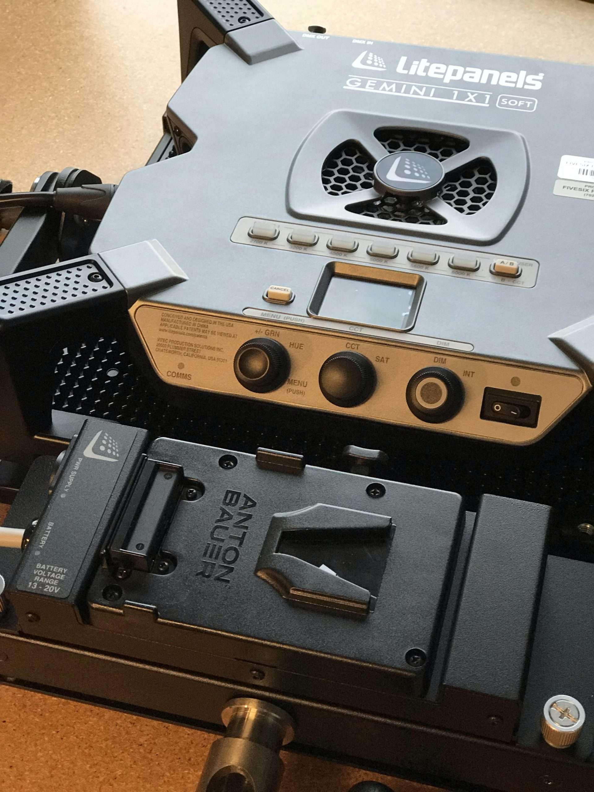 v mount gemini scaledBattery-powered Gemini