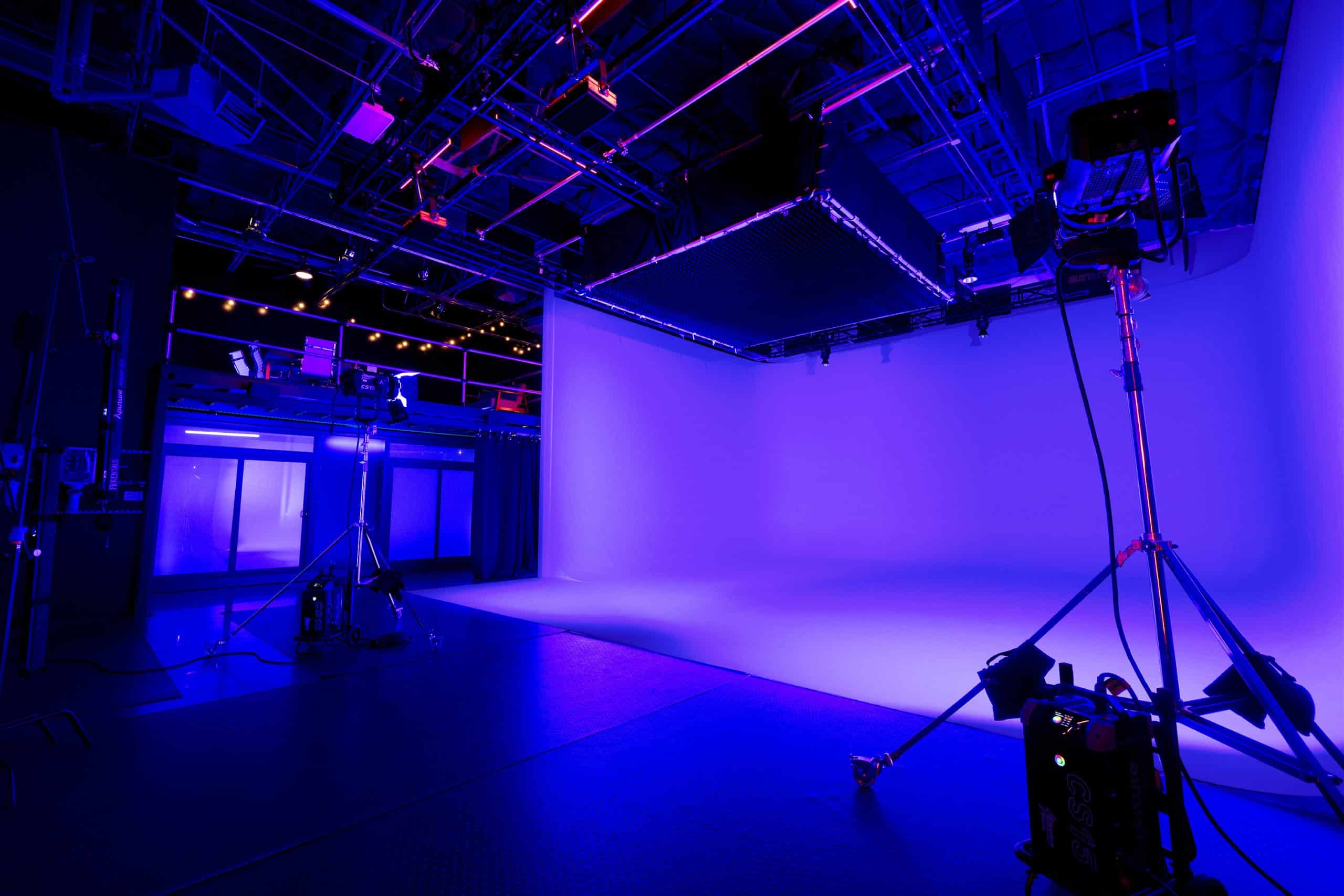 StudioColorWash08 Lights, Camera, Vegas: Why F11 Rentals is the Ultimate Creative Hub